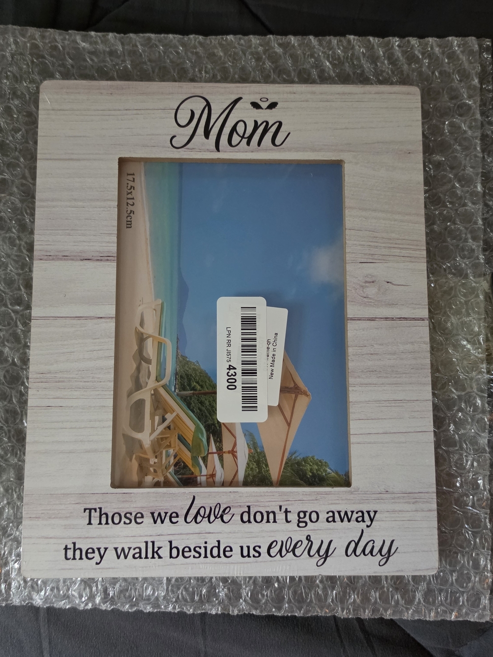 Mom Memorial Photo Frame - Whitewashed Wood